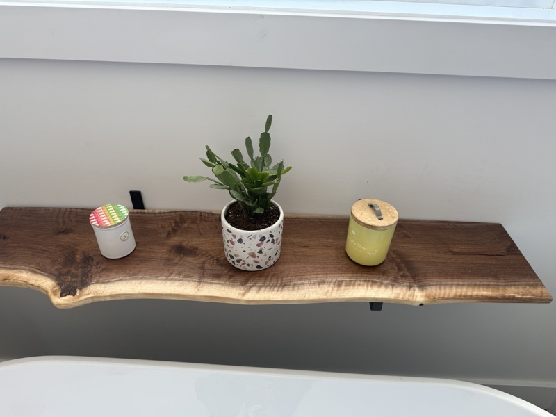 Custom epoxy river table - Project 12